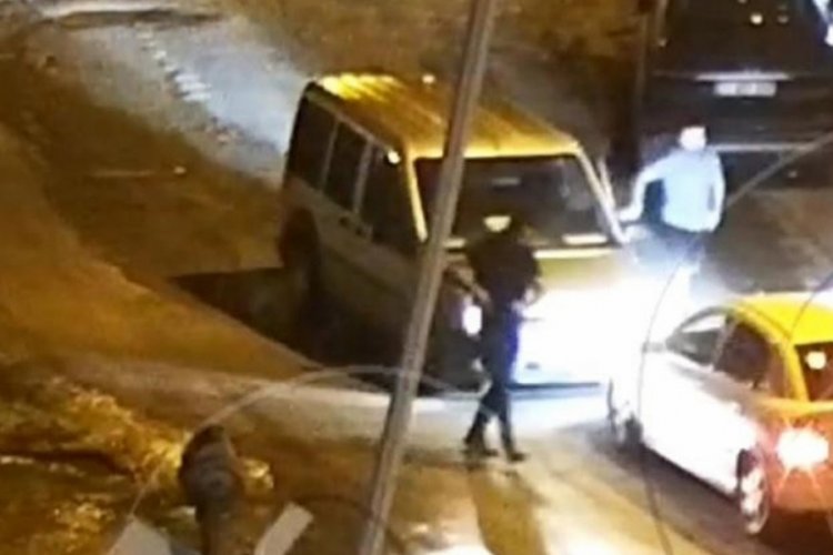 Birlikte olduğu erkeği tehdit etti: Elimde &ccedil;ıplak g&ouml;r&uuml;nt&uuml;lerin var!