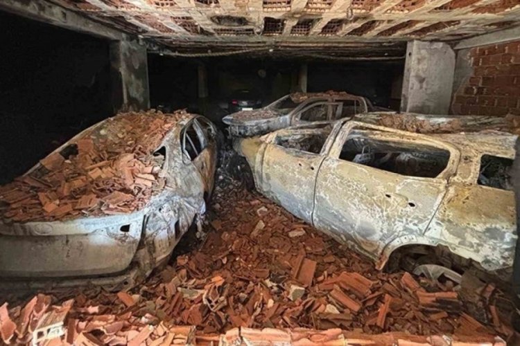 Site otoparkında yangın meydana geldi: 1 &ouml;l&uuml;, 12 yaralı