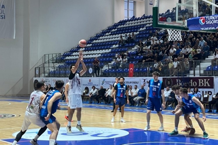 T&uuml;rkiye Sigorta Basketbol Ligi: Bandırma Bordo Basketbol: 72 - Balıkesir B&uuml;y&uuml;kşehir Belediyespor: 60 &nbsp;