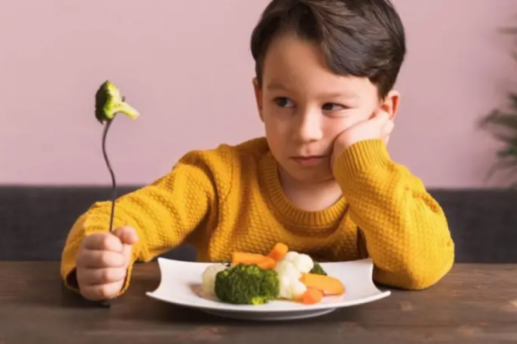 Bazı çocuklar neden yemek seçer? Araştırıldı 