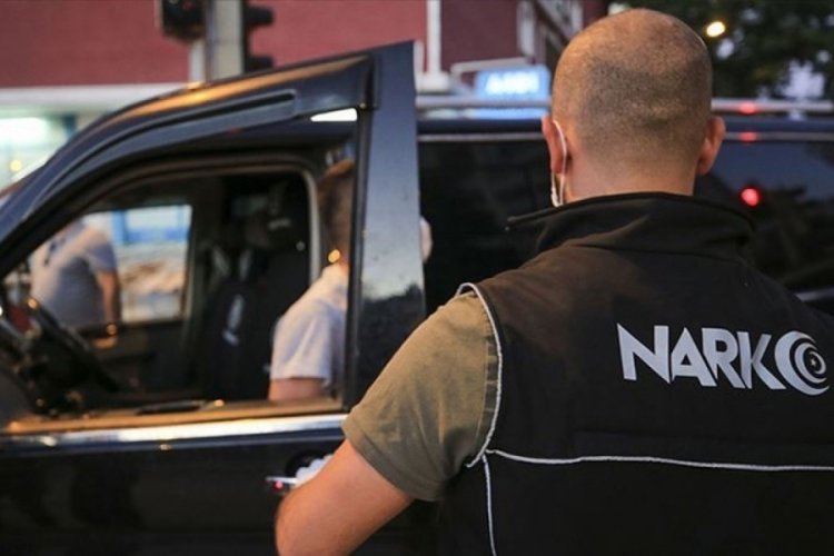 Mersin'de jandarma tarafından uyuşturucu tacirlerine operasyon: 4 g&ouml;zaltı
