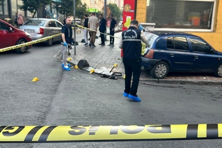 S&ouml;z dalaşına girdikleri b&ouml;rek&ccedil;iyi pompalı t&uuml;fekle vurdular