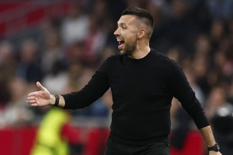 Ajax teknik direkt&ouml;r&uuml; şaşkınlığını gizleyemedi: Farklı galip gelmemize...
