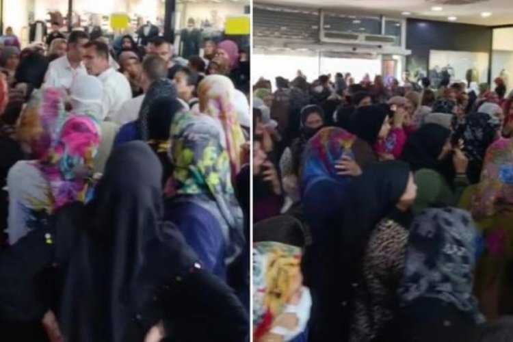 AVM'deki mağazada y&uuml;zde 80'lik indirim izdihamı