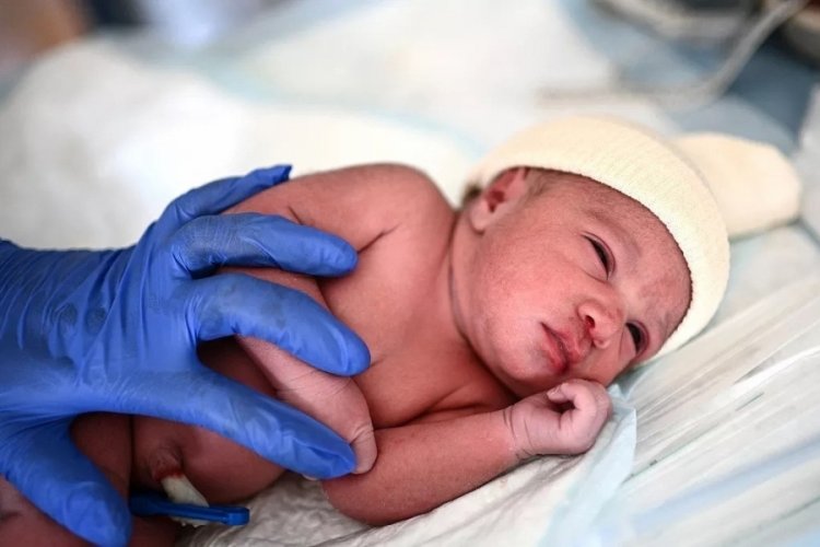 T&uuml;rkiye'nin doğurganlık hızı Fransa'dan daha d&uuml;ş&uuml;k