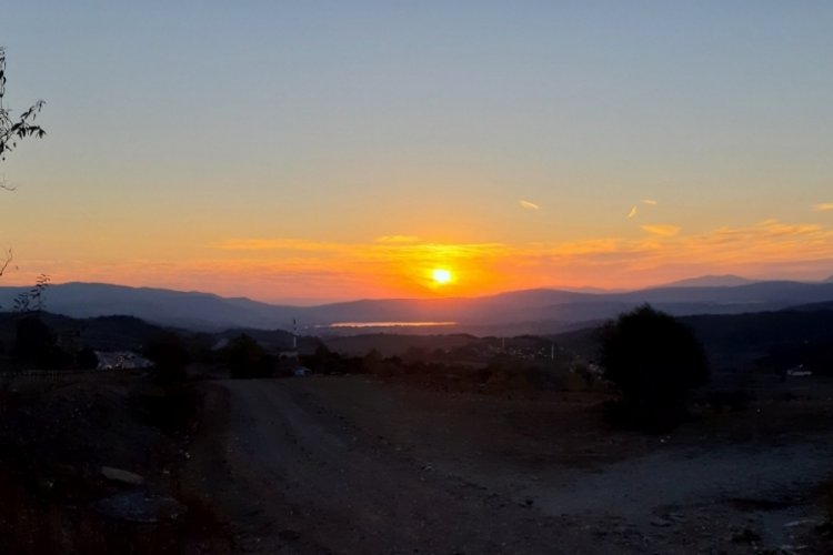 Bolu'da gün batımı eşsiz görüntülere sahne oldu!