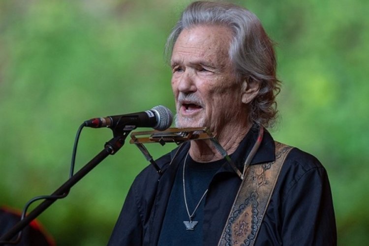 Kris Kristofferson hayatını kaybetti! 