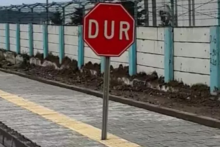 Dur levhaları neden sekizgen?