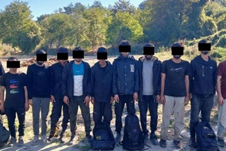 Kırklareli'de 257 ka&ccedil;ak g&ouml;&ccedil;men yakalandı, 8 organizat&ouml;r tutuklandı