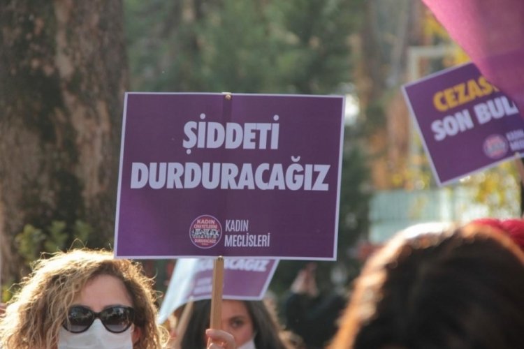 3 g&uuml;nde 6 kadın &ouml;ld&uuml;r&uuml;ld&uuml;!