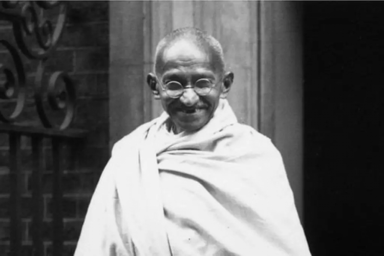 Mahatma Gandi kimdir? Mahatma Gandi nereli? Mahatma Gandi kaç yaşındadır?