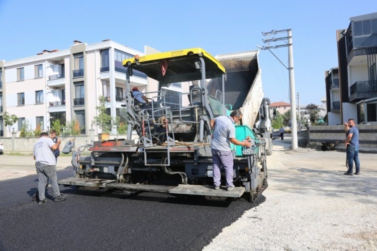 Sakarya'da yollar sıcak asfaltla kaplandı!