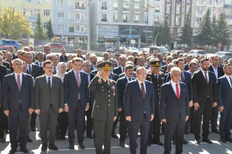 Gazi Mustafa Kemal Atat&uuml;rk'&uuml;n Kars'a gelişinin 100. yılı kutlandı