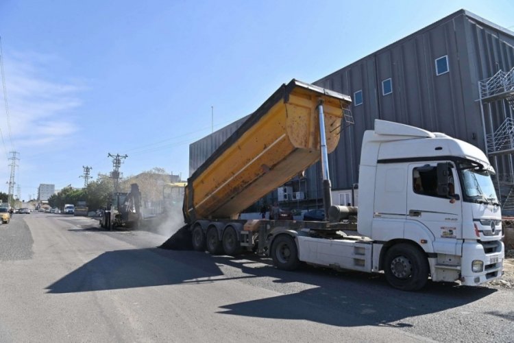 Tekirdağ'da bozuk yollar sıcak asfaltla kaplandı!