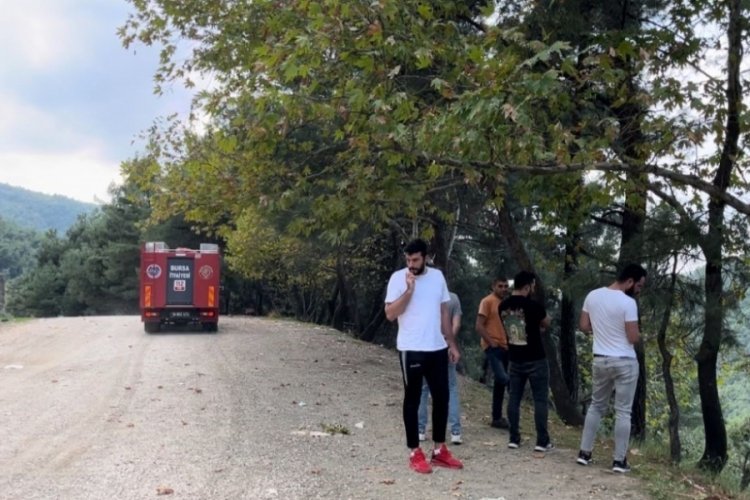 Bursa'da el frenini &ccedil;ekmeyi unutunca aracı u&ccedil;urumdan aşağı yuvarlandı