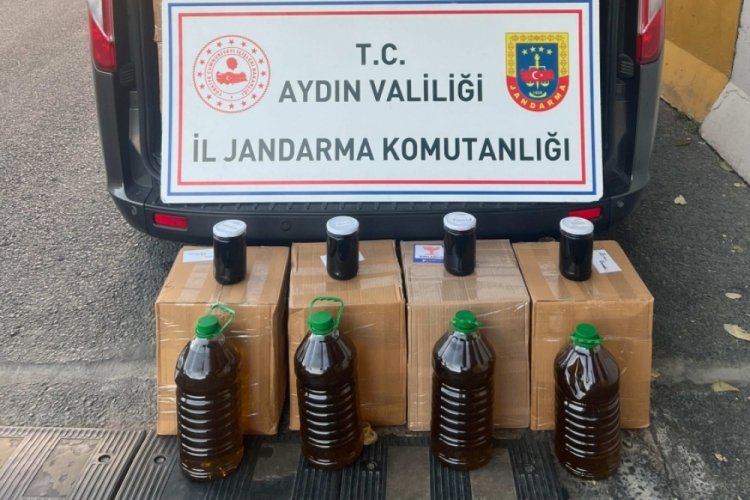 Aydın'da sahte zeytinyağı ve pekmez ele ge&ccedil;irildi