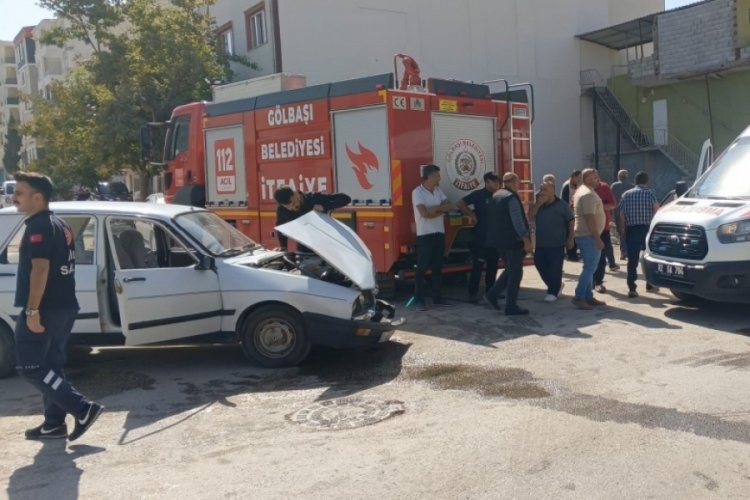 İki otomobilin &ccedil;arpıştığı kazada 1 kişi yaralandı