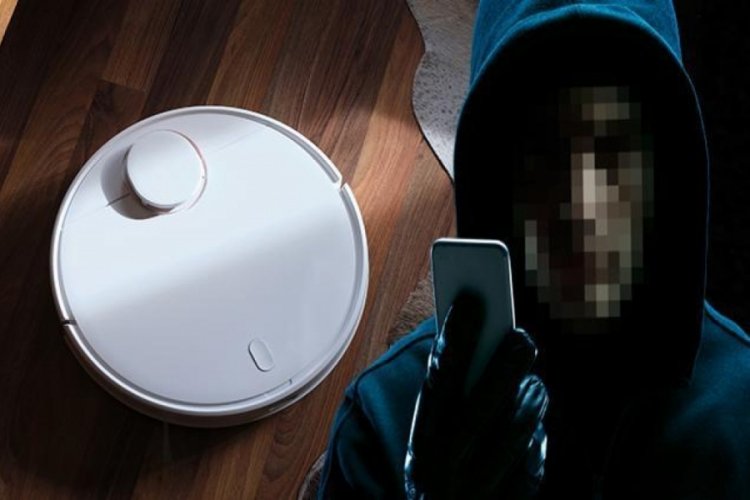 Robot s&uuml;p&uuml;rgesi olanlar dikkat! Kamerası hacklendi