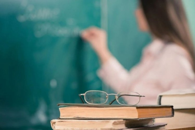 &Ouml;ğretmenlik Mesleği Kanunu Teklifi'nde yeni gelişme: 6 maddesi daha TBMM'de kabul edildi