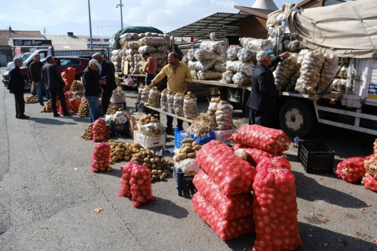 Kışlık patates ve soğan telaşı başladı