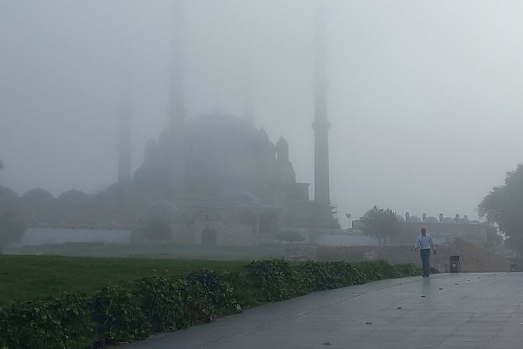Edirne sis altında kaldı