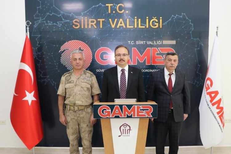 Siirt'te ter&ouml;r operasyonu: 24 sığınak ve barınak imha edildi