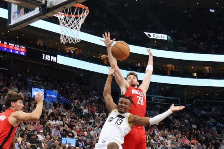 Alperen Şengün yaptı: Houston Rockets, Oklahoma City Thunder'a diş geçirdi