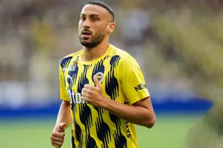 Cenk Tosun Fenerbahçe'den ayrılıyor mu?