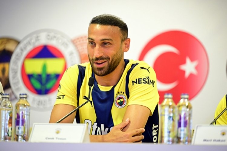 Cenk Tosun Fenerbahçe'den ayrılıyor mu?