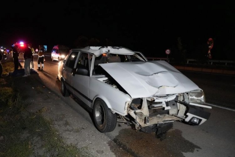 Otomobilin &ccedil;arptığı yaşlı adam hayatını kaybetti