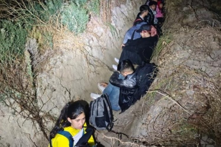Sulama kanalına gizlenen 31 g&ouml;&ccedil;men yakalandı