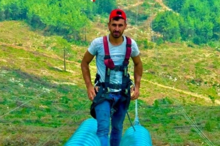 Konya'da iş&ccedil;i y&uuml;ksekten d&uuml;şerek hayatını kaybetti