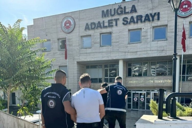 Muğla'da g&ouml;&ccedil;men ka&ccedil;ak&ccedil;ılığı operasyonu: 2 tutuklama