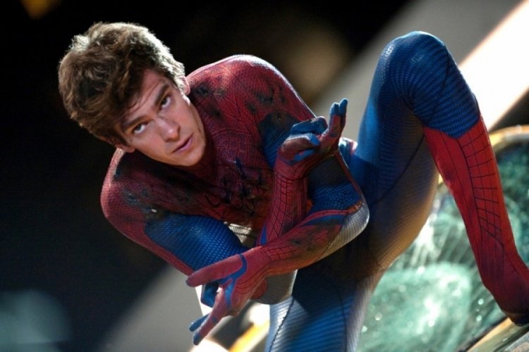 Dünyaca ünlü oyuncu Andrew Garfield'dan Gazze'ye destek