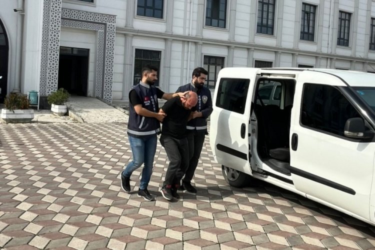 Karısını silahla boynundan vurup, ambulansı takip eden koca tutuklandı