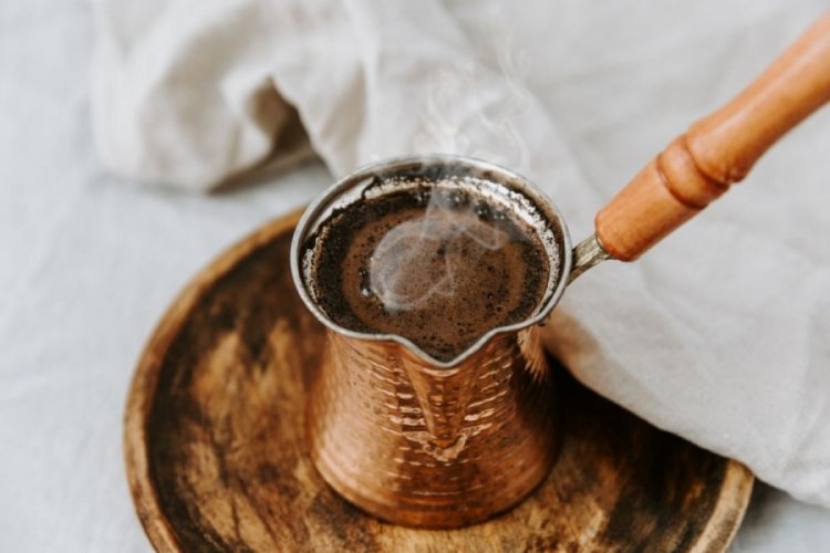 Canan Karatay'dan kahveyi her sabah bakın nasıl içiyormuş!