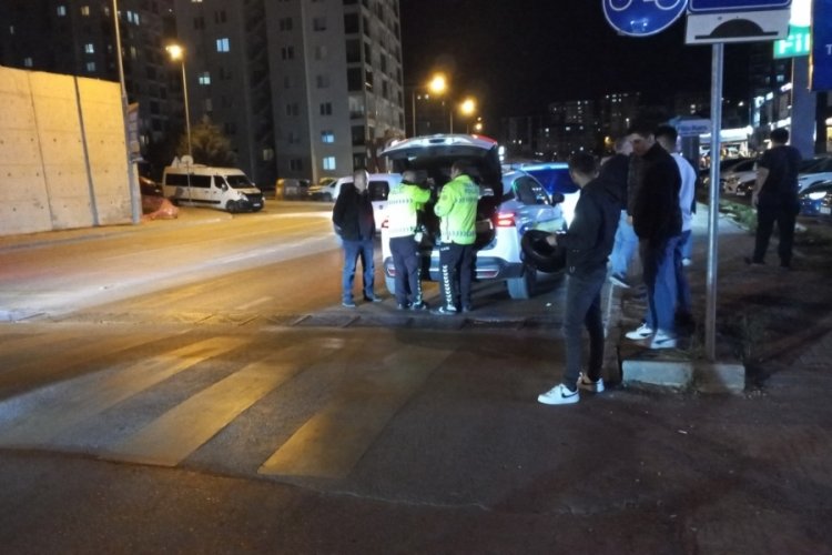Edirne'de s&uuml;r&uuml;c&uuml;n&uuml;n dalgınlığı kazaya sebep oldu