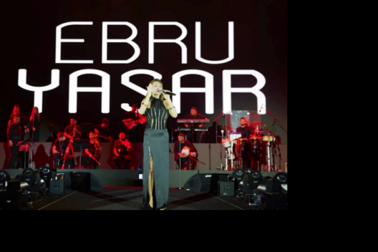 Ebru Yaşar Diyarbakır'da rekor kırdı