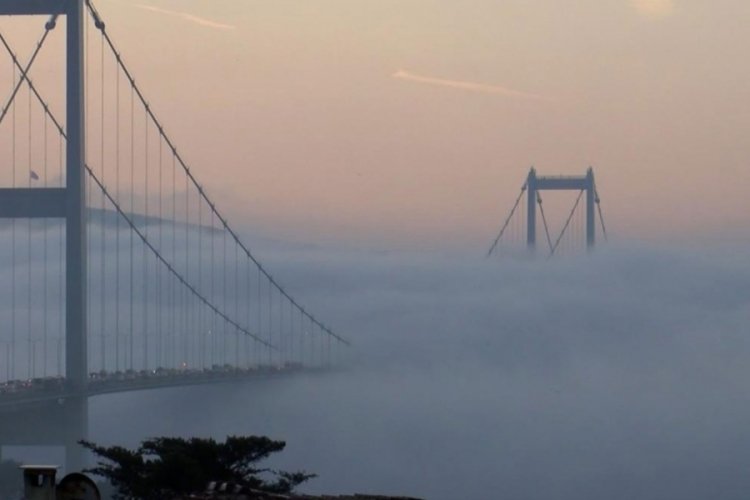 İstanbul Boğazı gemi trafiğine a&ccedil;ıldı