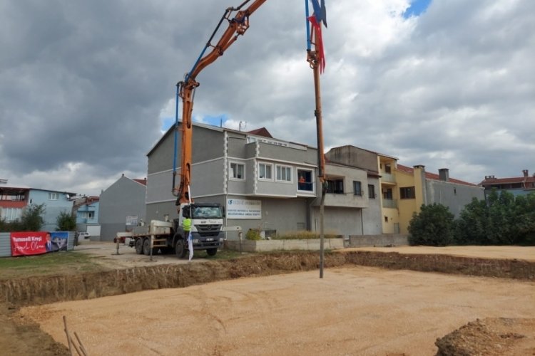 Bursa'da Osmangazi Belediyesi yeni kreşin temelini attı!  