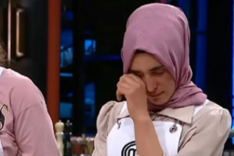 Masterchef Ayşe Ekiz'e nefret söylemleri: Makyaj yapma