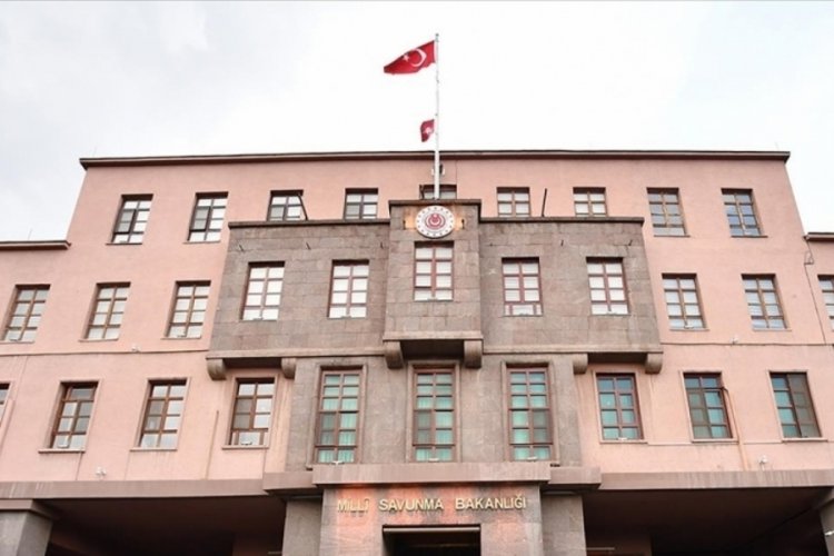 TSK'ya doktor, diş doktoru, eczacı ve beden eğitimi &ouml;ğretmeni alınacak