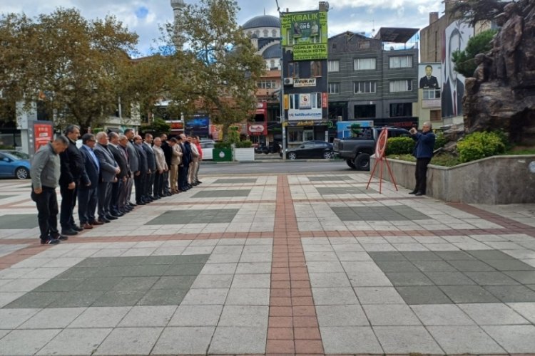 Bursa'da muhtarlar günü törenine sadece muhtarlar katıldı! 