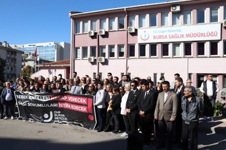 CHP Bursa İl Gençlik Kolları'ndan Sağlık Bakanı Memişoğlu'na çağrı: Derhal istifa etmesini talep ediyoruz!