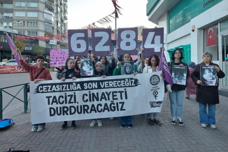 Kadın Cinayetlerini Durduracağız Platformu Bursa Kadın Meclisi "Katillere, tacizcilere cezalara karşı" sloganıyla yürüdü!&nbsp;