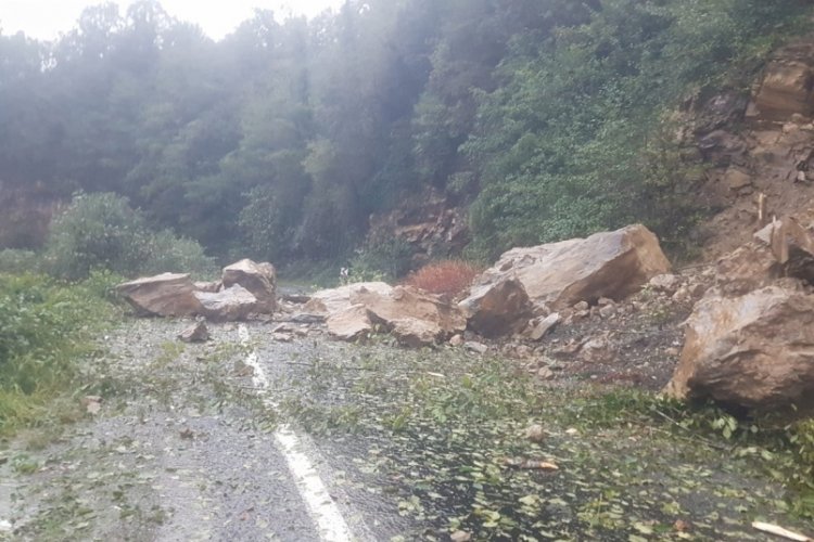 Giresun'da heyelan paniği!