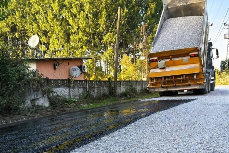 D&uuml;zce'de k&ouml;y yollarına asfalt atağı!