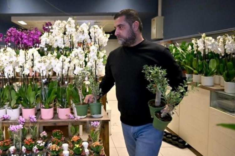 Şehit olan m&uuml;hendise &ccedil;i&ccedil;eği g&ouml;t&uuml;ren Ali &Ouml;zdemir: Hayatımın en acı siparişiydi, &ouml;lene kadar unutmayacağım