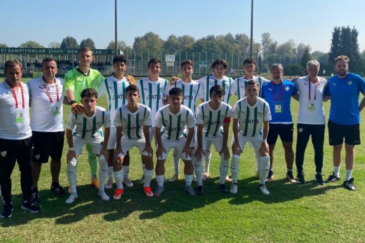 Bursaspor-U19, Isparta-32'yi 4 golle yendi 