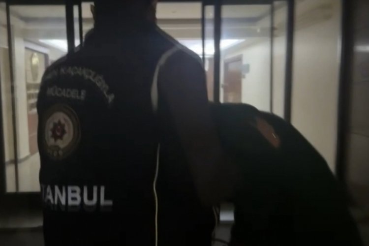&Ccedil;akarlı ara&ccedil; kullanan yabancı uyruklu s&uuml;r&uuml;c&uuml; enselendi